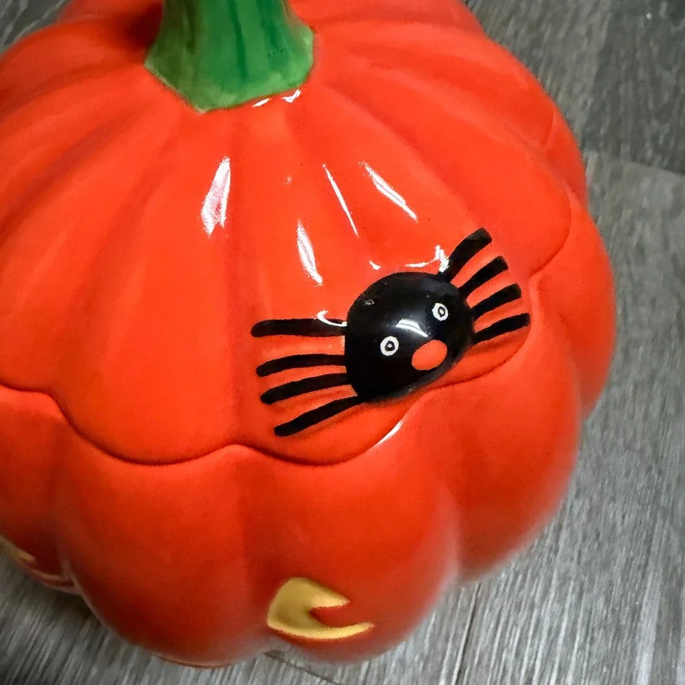 Hallmark Pumpkin Jack-O-Lantern Ceramic Cookie Jar with Spider Detail Orange